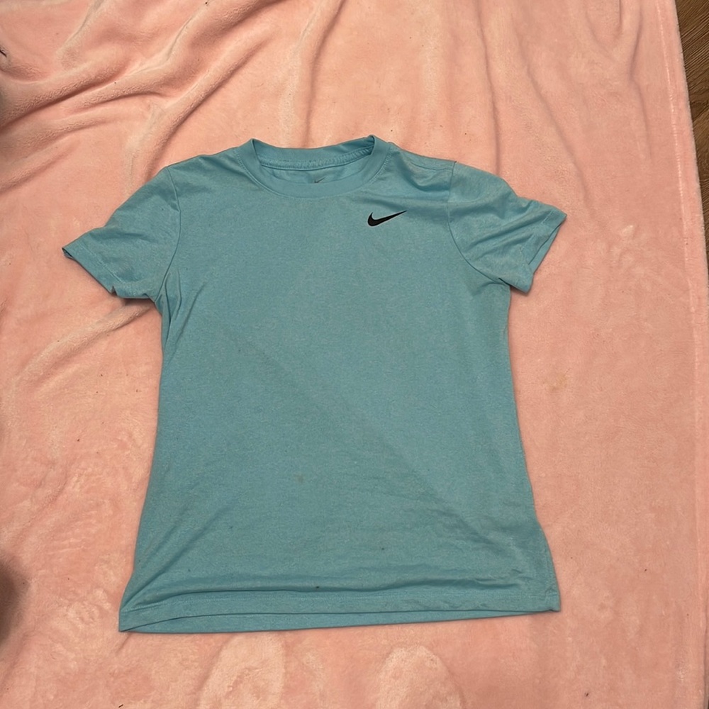 Blue Nike dri-fit t-shirt
